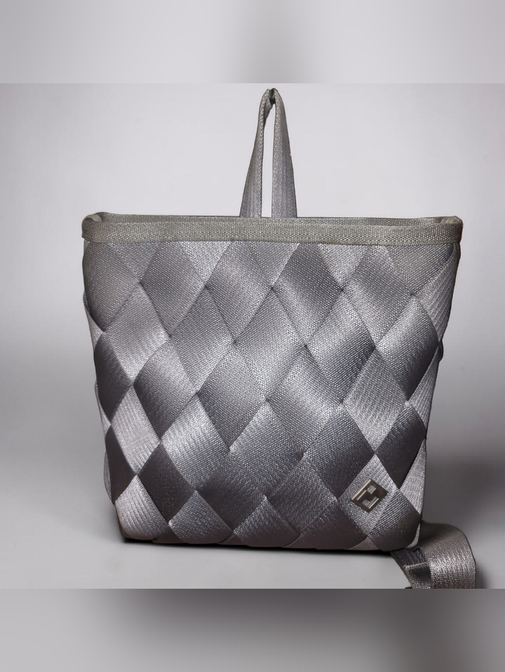 Maggie Bags Quilted Webbing Silver Women's Backpack – Sleek Daily Carry EUC